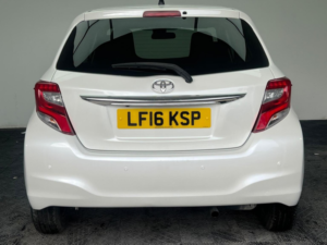 2016 Toyota Yaris 1.33 Dual Vvt-I Icon Multidrive S Euro 6 5dr in Other — image 6