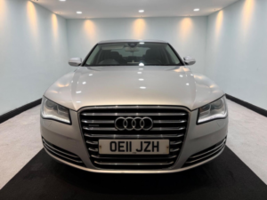 2011 Audi A8 3.0 Tdi V6 Executive Se Tiptronic Quattro Euro 5 (s/s) 4dr in Silver — image 2