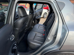 2016 Nissan Juke 1.2 Dig-T Tekna Euro 6 (s/s) 5dr in Grey — image 5