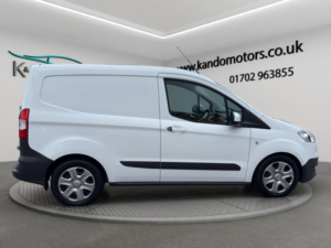 2015 Ford Transit Courier 1.6 Tdci Trend L1 Euro 5 5dr in White — image 3