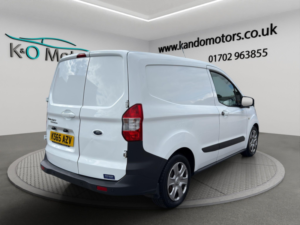 2015 Ford Transit Courier 1.6 Tdci Trend L1 Euro 5 5dr in White — image 4