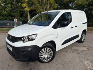2022 Peugeot Partner 1.5 Bluehdi 1000 Professional Premium Standard Panel Van Swb Euro 6 5dr in White — image 3