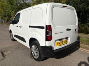 2022 Peugeot Partner 1.5 Bluehdi 1000 Professional Premium Standard Panel Van Swb Euro 6 5dr in White — image 5