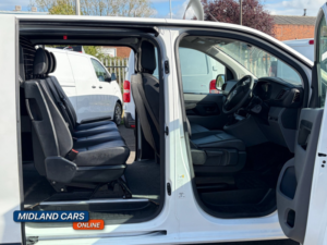 2020 Vauxhall Vivaro 2.0 Turbo D 3100 Edition in White — image 2