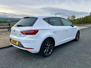 2017 SEAT Leon 1.4 Tsi Fr Technology Euro 6 (s/s) 5dr in White — image 4