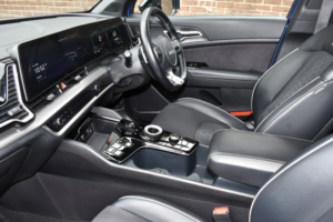 2023 Kia Sportage 1.6 H T-Gdi Gt-Line SUV 5dr Petrol Hybrid Auto Euro 6 (s/s) (226 Bhp) in Blue — image 4