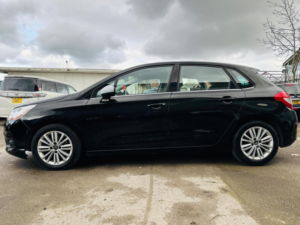 2013 Citroen C4 1.6 E-Hdi Airdream Vtr+ Egs6 Euro 5 (s/s) 5dr in Black — image 5