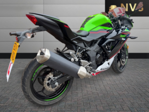 2021 Kawasaki Ninja 125 in Green — image 3