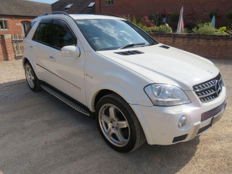 2007 Mercedes-Benz M Class Ml 63 Amg W164 in White — image 1