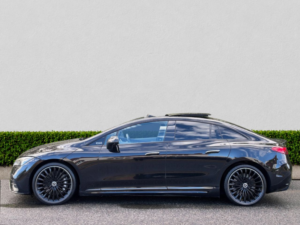 2025 Mercedes-Benz Eqe Eqe 350+ 96kwh Amg Line Night Edition (premium Plus) Saloon 4dr Electric Auto (292 Ps) in Black — image 4