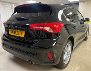 2018 Ford Focus 1.0t Ecoboost Zetec Hatchback 5dr Petrol Manual Euro 6 (s/s) (125 Ps) in Black — image 3