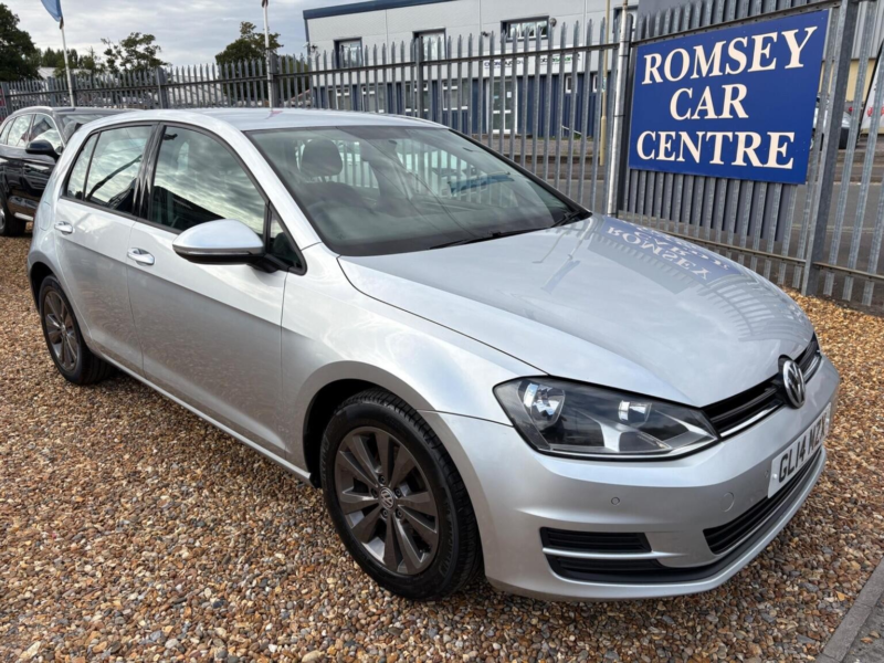 2014 Volkswagen Golf 1.2 Tsi Bluemotion Tech S Euro 5 (s/s) 5dr in Silver — image 1