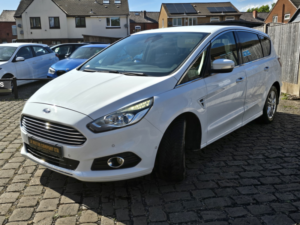 2017 Ford S-Max 2.0 Tdci Titanium in White — image 3