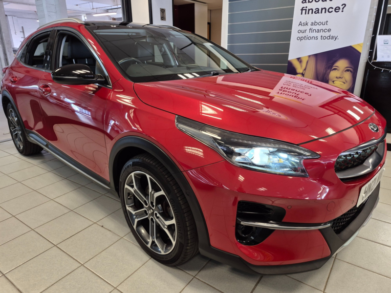 2021 Kia Xceed 1.6 Gdi 8.9kwh First Edition SUV 5dr Petrol Plug-In Hybrid Dct Euro 6 (s/s) (139 Bhp) in Red — image 1