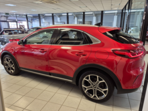 2021 Kia Xceed 1.6 Gdi 8.9kwh First Edition SUV 5dr Petrol Plug-In Hybrid Dct Euro 6 (s/s) (139 Bhp) in Red — image 2