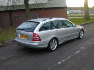 2001 Mercedes-Benz C Class Ref 8240 - Mercedes W203 - C32 3.2 V6 Supercharged Amg Estate Rhd - Uk Car in Silver — image 2