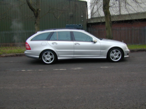 2001 Mercedes-Benz C Class Ref 8240 - Mercedes W203 - C32 3.2 V6 Supercharged Amg Estate Rhd - Uk Car in Silver — image 3