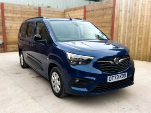 2024 Vauxhall Combo Life L2 Lwb 4 SEAT Auto Wheelchair Accessible Disabled Access Vehicle Wav in Blue — image 5