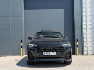 2025 Audi Sq8 4.0 Tfsi V8 Black Edition Tiptronic Quattro Euro 6 (s/s) 5dr in Black — image 2