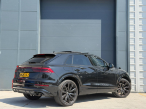 2025 Audi Sq8 4.0 Tfsi V8 Black Edition Tiptronic Quattro Euro 6 (s/s) 5dr in Black — image 3