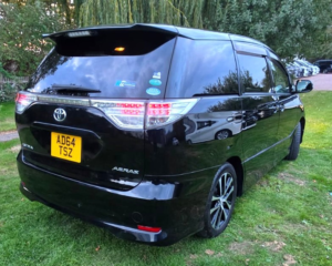2014 Toyota Estima 2.4l Petrol - 7 Seater - Ulez/caz Pass - Free 18months Gold Warranty & 12months Breakdown in Black — image 4