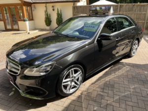 2013 Mercedes-Benz E Class 2.1 E300dh Bluetec Amg Sport in Black — image 5
