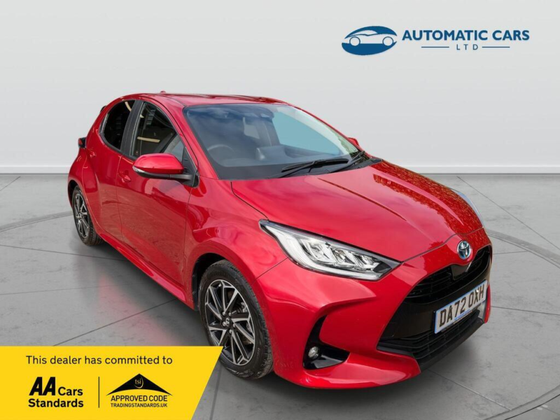 2022 Toyota Yaris Design Fhev in Red — image 1