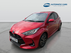 2022 Toyota Yaris Design Fhev in Red — image 3