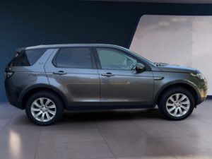 2015 Land Rover Discovery Sport 2.0 Td4 Se in Grey — image 6