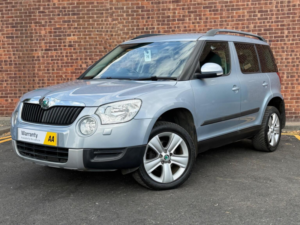 2011 Skoda Yeti 1.8 Tsi Se 4WD Euro 5 5dr in Blue — image 4