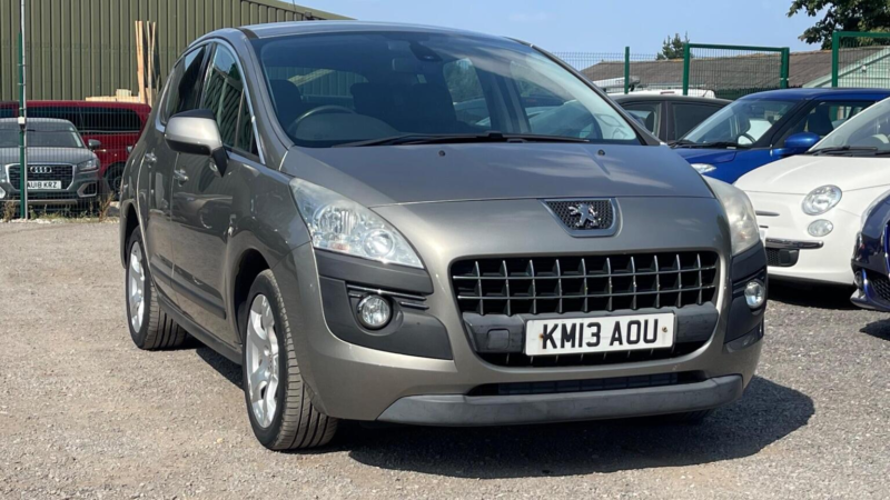 2013 Peugeot 3008 1.6 E-Hdi Active Egc Euro 5 (s/s) 5dr in Grey — image 1