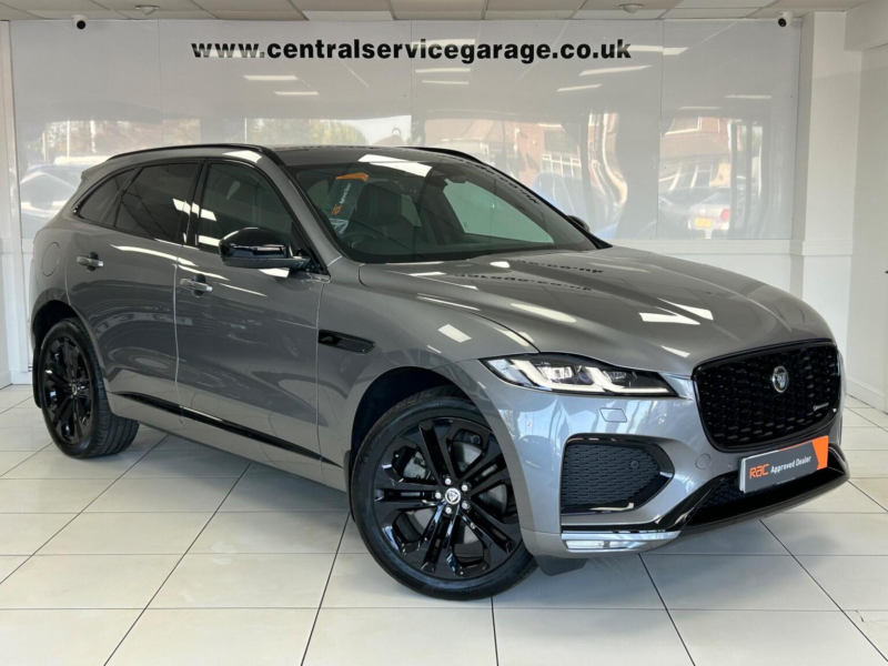 2023 Jaguar F-Pace 3.0 D300 Mhev R-Dynamic Se Black Auto AWD Euro 6 (s/s) 5dr in Grey — image 1