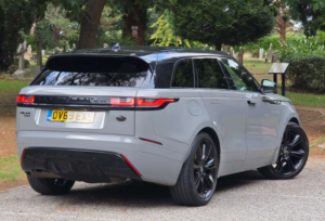 2019 Land Rover Range Rover Velar 2.0 Range Rover Velar R-Dynamic Hse D240 Auto 4WD 5dr in Silver — image 6