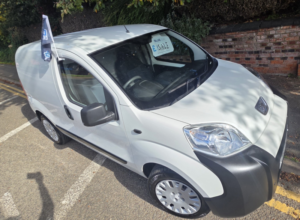 2017 Peugeot Bipper 1.3 Hdi Professional in White — image 3
