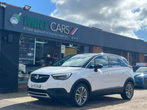 2020 Vauxhall Crossland X 1.5 Turbo D Griffin in White — image 2