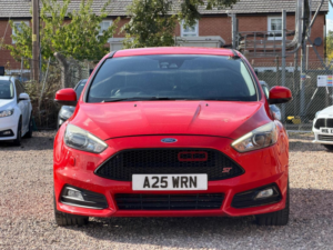 2017 Ford Focus 2.0t Ecoboost St-3 Euro 6 (s/s) 5dr in Red — image 2