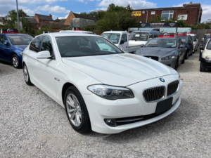 2011 BMW 5 Series 2.5 523i Se Hi-Line Auto Euro 5 (s/s) in White — image 4