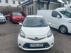 2014 Toyota Aygo 1.0 Vvt-I Move Hatchback 5dr Petrol Manual Euro 5 (68 Ps) in White — image 2