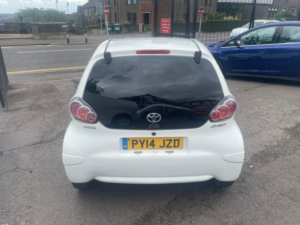 2014 Toyota Aygo 1.0 Vvt-I Move Hatchback 5dr Petrol Manual Euro 5 (68 Ps) in White — image 5