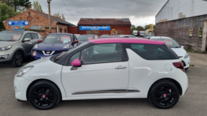 2014 Citroen Ds3 1.6 Vti Dstyle Pink in White — image 3