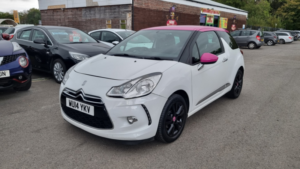 2014 Citroen Ds3 1.6 Vti Dstyle Pink in White — image 6
