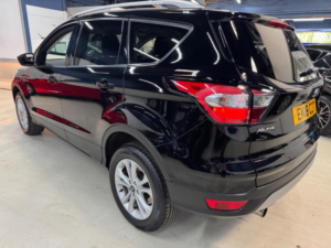 2018 Ford Kuga 1.5t Ecoboost Titanium 2WD Euro 6 (s/s) 5dr in Black — image 6