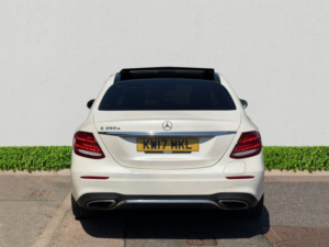 2017 Mercedes-Benz E Class 2.0 E350e 6.4kwh Amg Line (premium Plus) Saloon 4dr Petrol Plug-In Hybrid G-Tronic+ Euro 6 (s/s) (299 Ps) in White — image 6