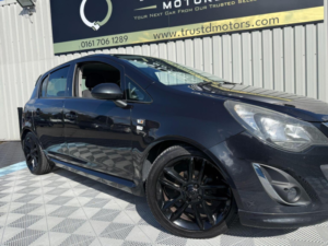 2013 Vauxhall Corsa 1.2 16v Limited Edition Euro 5 5dr in Black — image 3