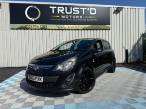 2013 Vauxhall Corsa 1.2 16v Limited Edition Euro 5 5dr in Black — image 5