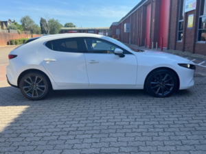 2021 Mazda Mazda3 2.0 E-Skyactiv-G Mhev Sport Lux Euro 6 (s/s) 5dr in White — image 3