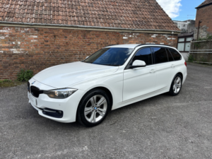 2015 BMW 3 Series 2.0 320d Sport Touring in White — image 5