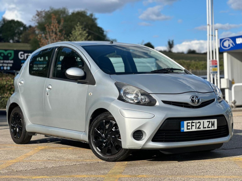 2012 Toyota Aygo 1.0 Vvt-I Ice Multimode Euro 5 5dr in Silver — image 1