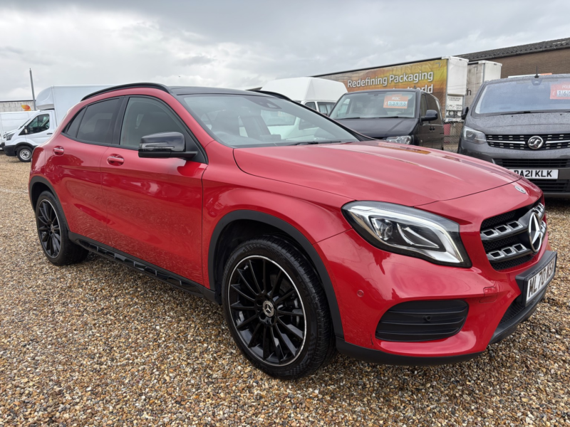 2020 Mercedes-Benz Gla 1.6 Gla200 Amg Line Edition in Red — image 1