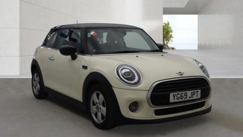 2019 MINI Hatch 1.5 Cooper Classic Euro 6 (s/s) 3dr in White — image 1